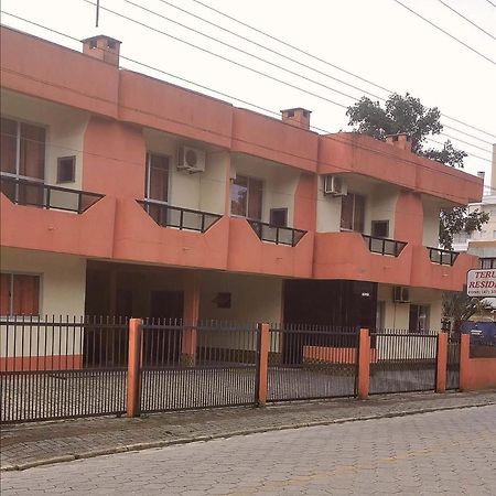 Terual Residens Bombinhas Exterior photo
