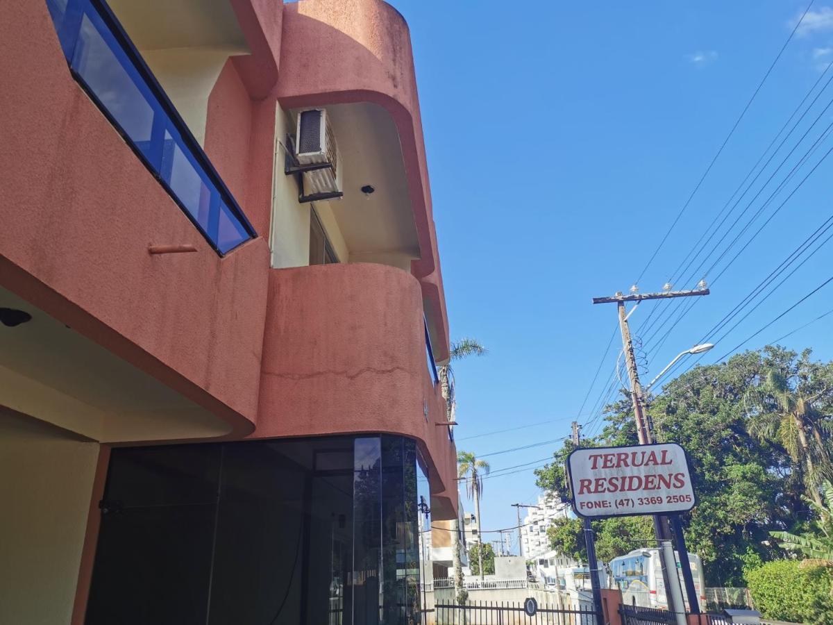 Terual Residens Bombinhas Exterior photo